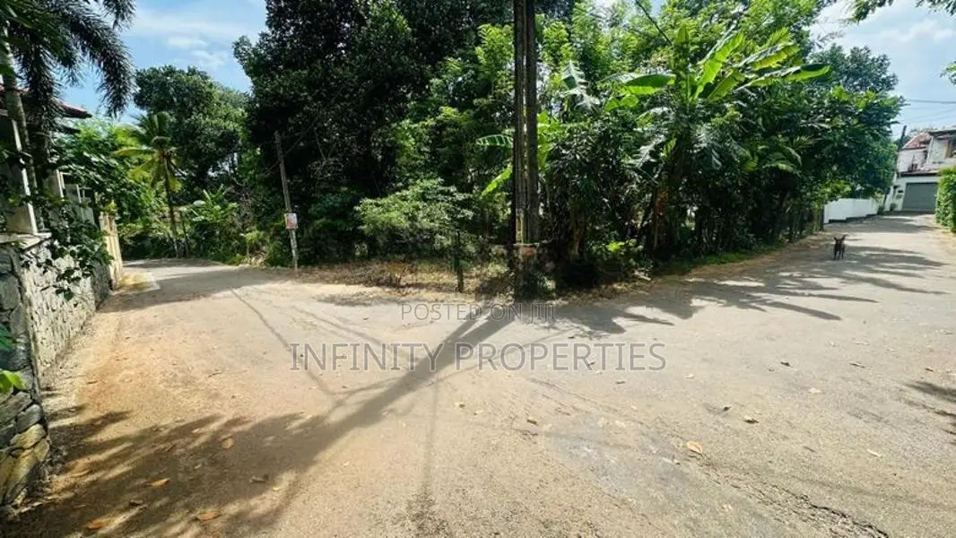 (NNI-186) 74.8 p Bare Land Sale At Hokandara Thalawathugoda