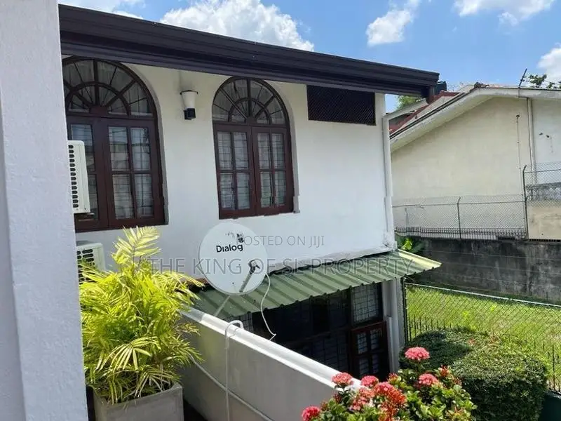 House for sale in Colombo 05