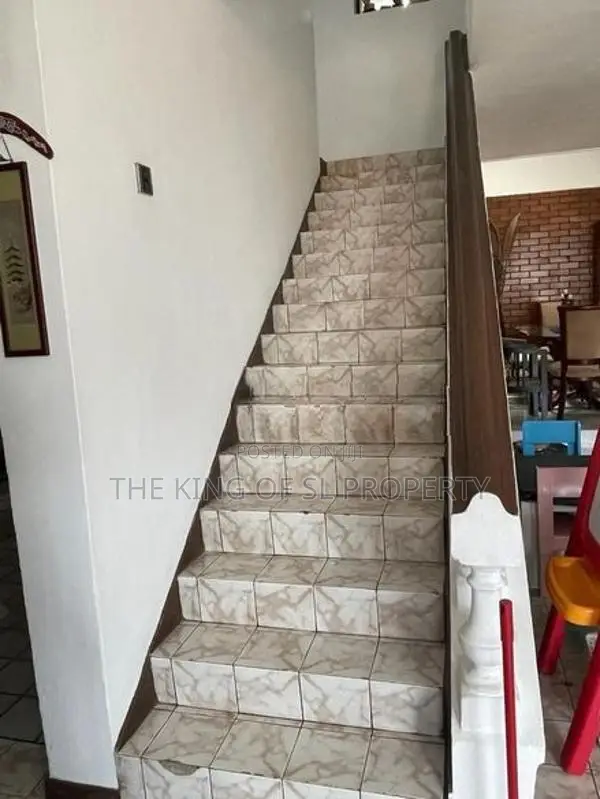 House for sale in Colombo 05