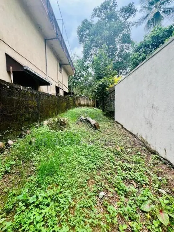 Land for sale in Kesbewa ( Polgasowita)