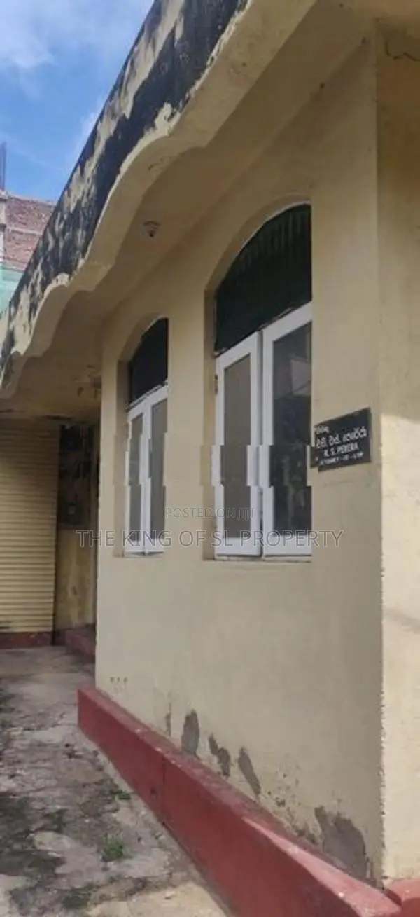 Land for sale in Dehiwala