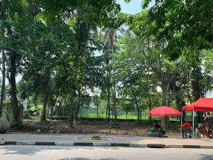Commercial land for sale in Battaramulla