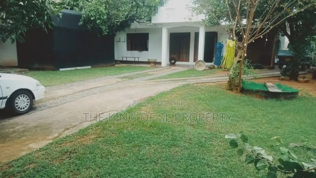 House for sale in Nugegoda