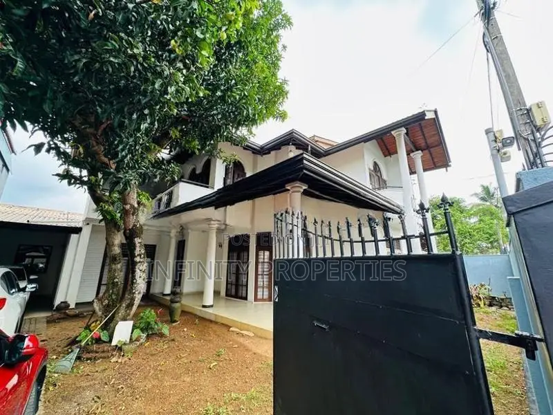 (AFA163) 02 Story House with 15 P Sale at Alhena Road Maharagama