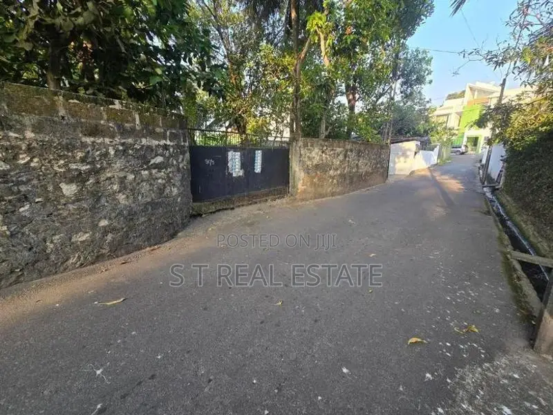 14.15P Bare Land For Sale In Nawala