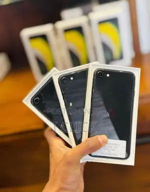 Apple iPhone SE 2 128GB (Used)