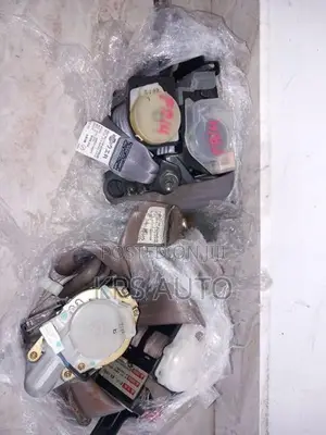 Toyota Passo KGC 10 Seat Belts