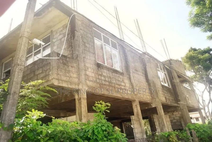 Building for sale in Maharagama