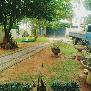 House for sale in Nugegoda