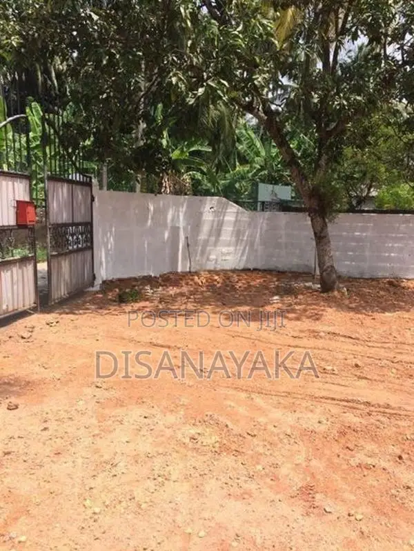 land for sale Baththaramulla DS1824