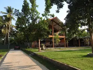 Hotel for Sale in Thissamaharama