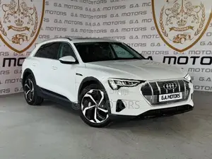 Audi e-tron 2024