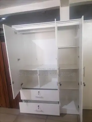 New White Coloure 3 Door Cupboard 6*4 Wardrobe Fs