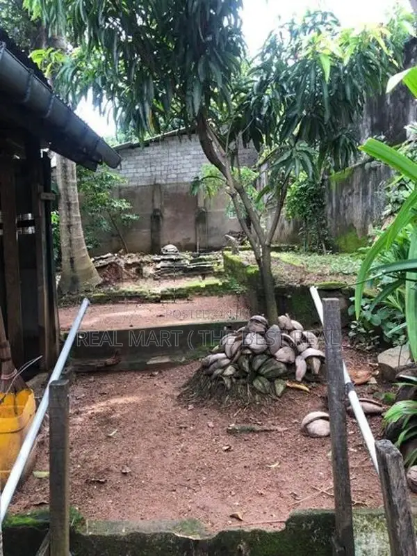 Colombo 15 : 3BR (17P) House for Sale at De la salle street