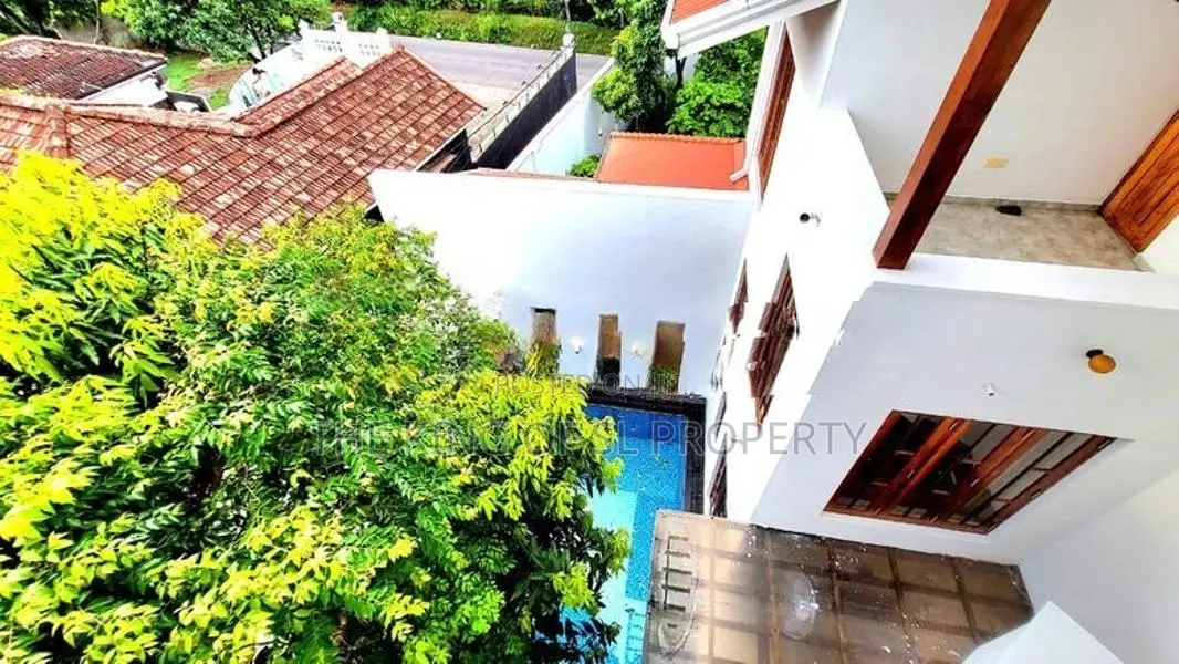 Luxury House for sale in Nugegoda