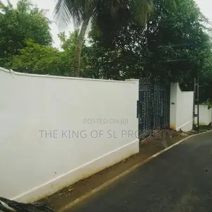 House for sale in Nugegoda