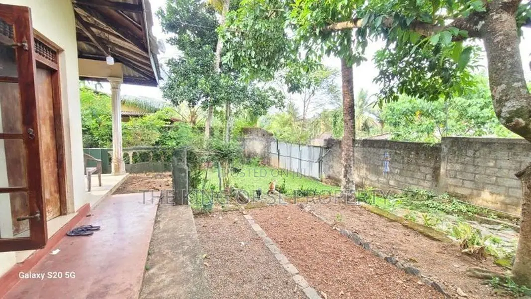 House for sale in Kesbewa