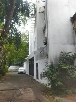 Land for sale in Colombo 07
