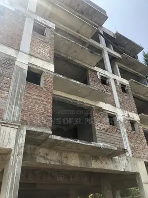 Building for sale in Rathmalana