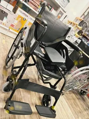 Commode Wheelchair Powder Corted Black Edition With Safety Belt