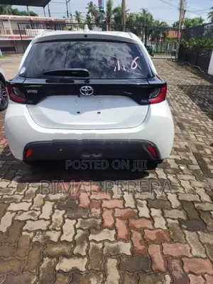 Toyota Yaris s 2023