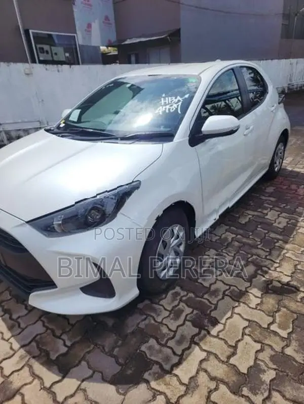 Toyota Yaris s 2023