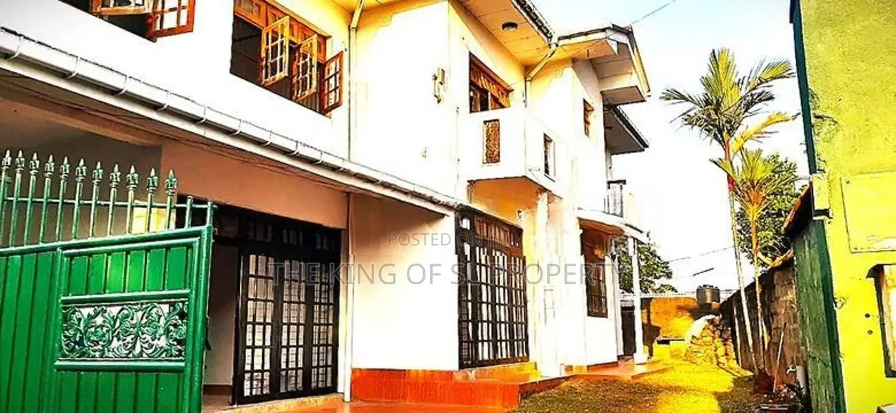 House for sale in Moratuva