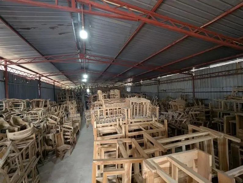 Warehouse for sale in Moratuva