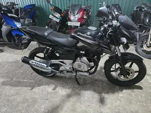 Bajaj Pulsar 180 2016