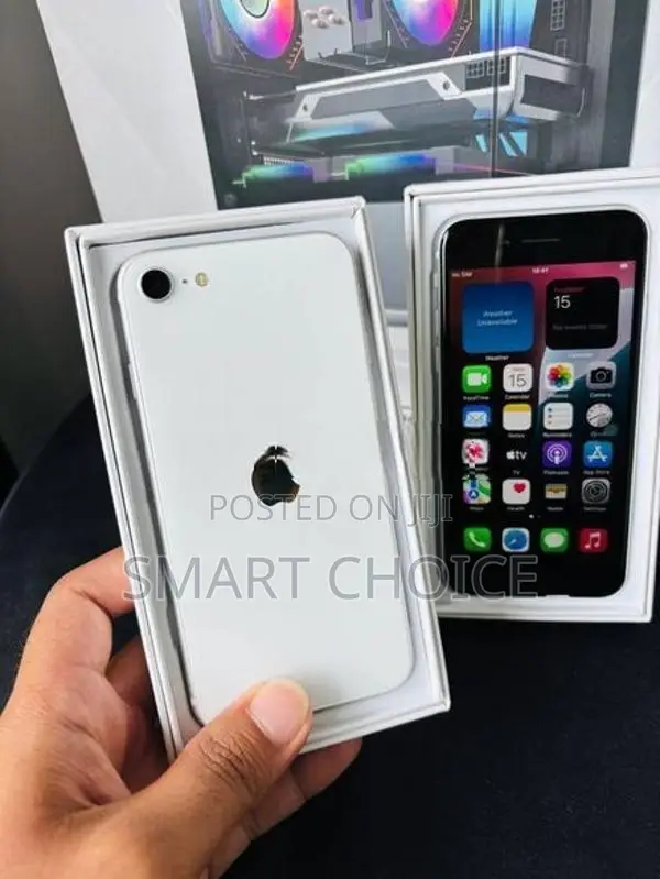 Apple iPhone SE 2 128GB f1 (Used)