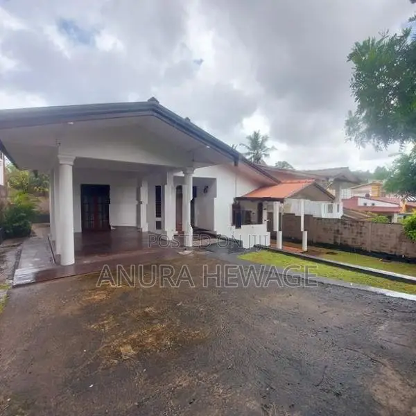 අතුරුගිරිය, මිලේනියම් සිටි අසල නිවසක් විකිණීමට ඇත. (ID : ATHU019S)