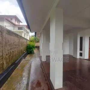 House for Sale Athurugiriya, near Millennium City (ID : ATHU019)