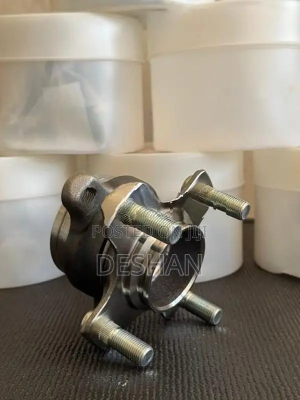 Suzuki Wagon Ha36 S Front Hub (genuine)