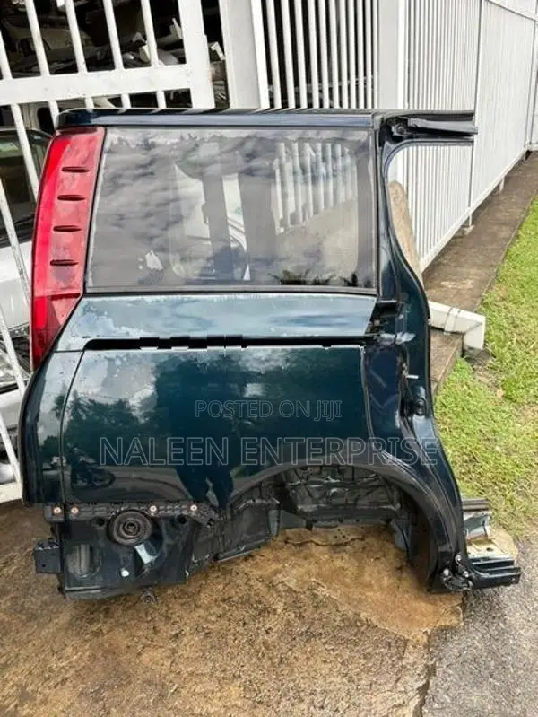Toyota Voxy Noah Esquire Rear Side Cuts Quarter Panels