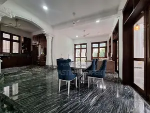 35p 3st super luxury house for sale in pitakotte