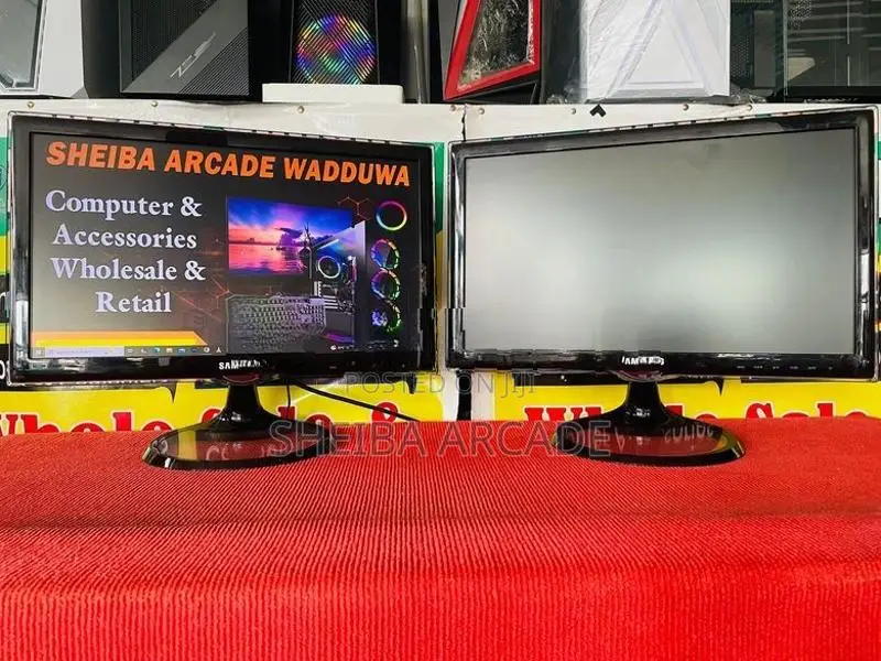 Monitor - 20 INCH SAMSUNG LED HDMI