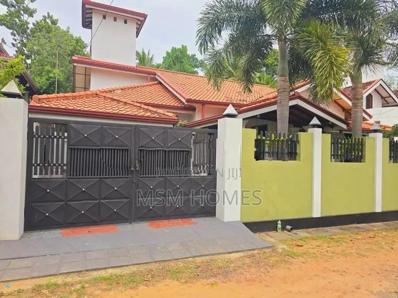 Katunayaka All Complete House For Sale in Negombo