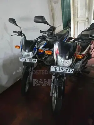Bajaj CT100 2023