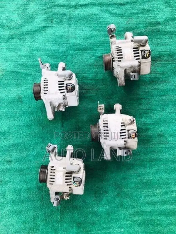 Toyota Vitz Alternator