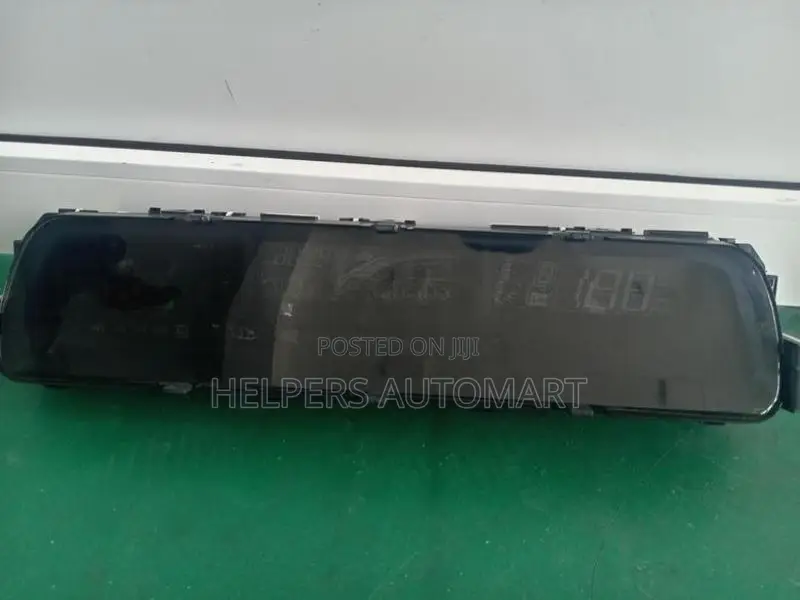 Toyota Aqua NHP 10