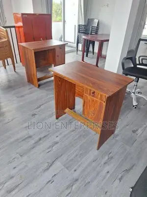 Melamine Office Tables