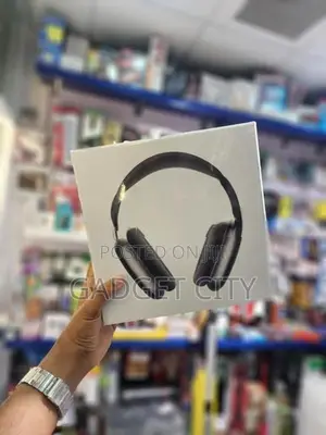 Headphone Max Black