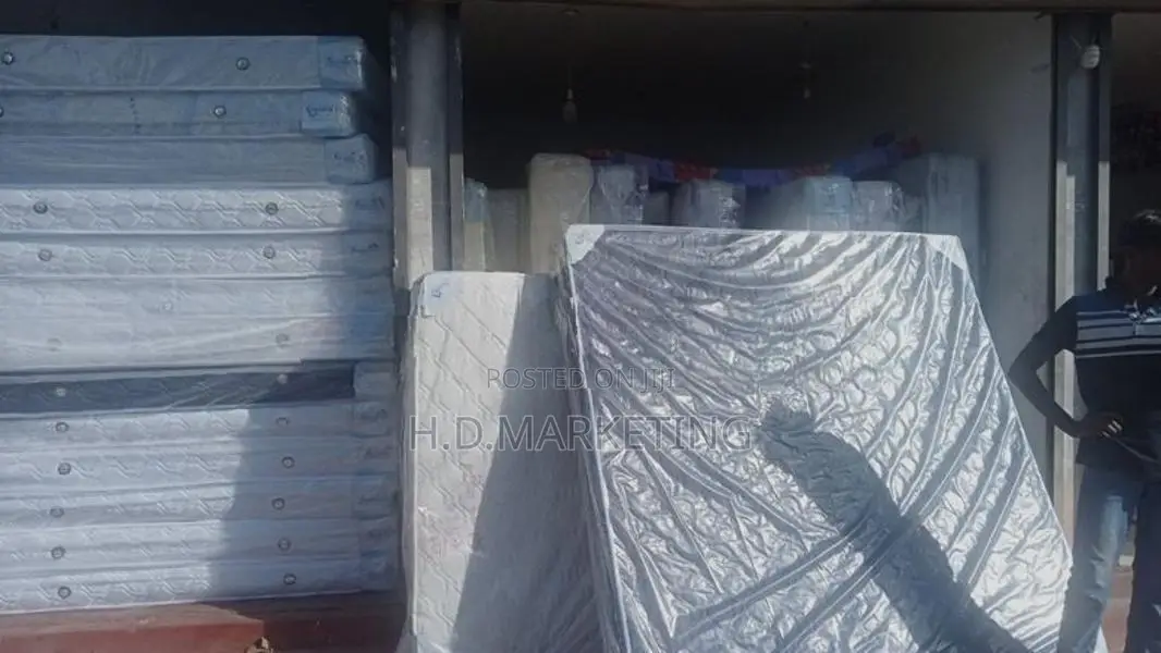 72*72 Spring Mattress - Arpico King Size