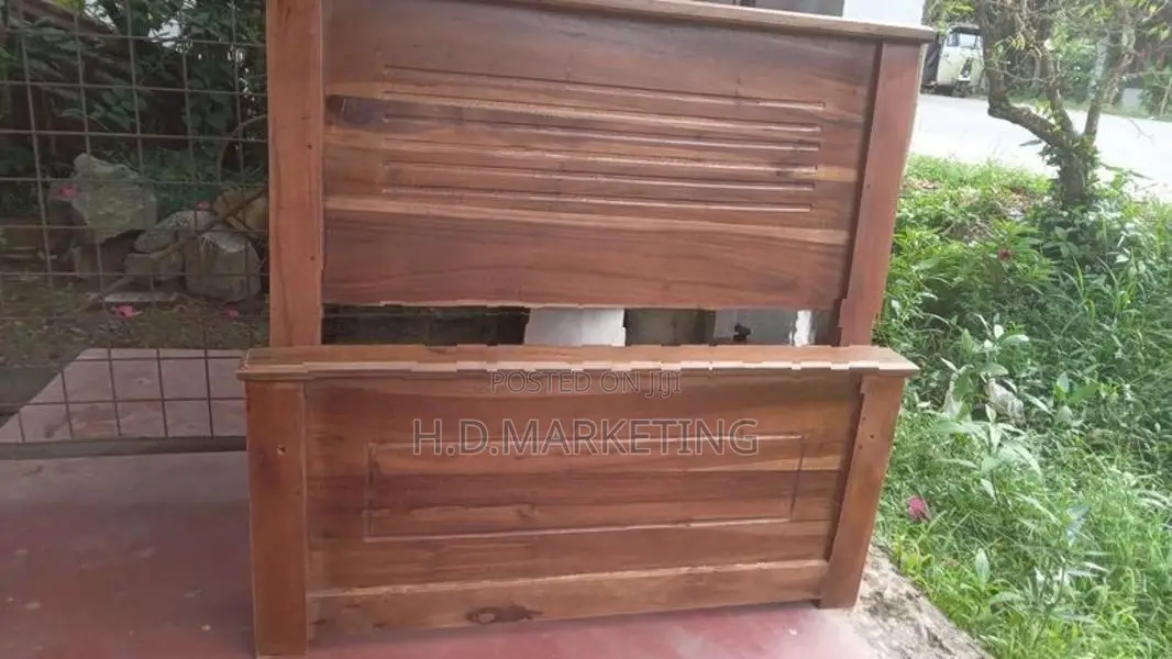 6x3 Feet Teak Wood Box Bed