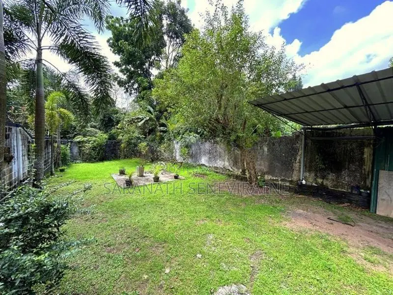 Land With Electricity Water - 4 Sides Parapet Walls Siddamulla Kottawa