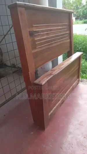 6x3 Feet Teak Wood Box Bed