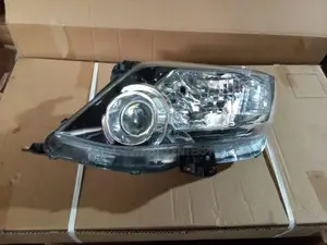 Toyota Fortuner Xenon Headlight