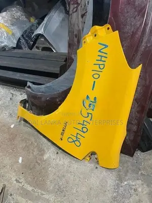Toyota Aqua Fender