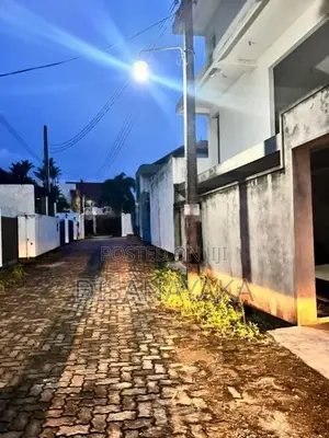 4 Storey Building for Sale Baththaramulla Ds2358
