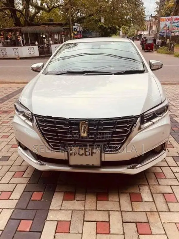 Toyota Premio 2018